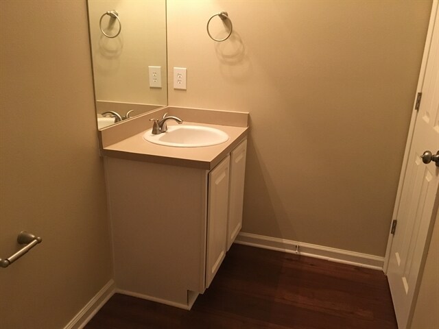 Building Photo - 13 Holly Springs Cir