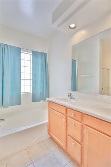 Building Photo - RANCHO SAHUARITA HOME, GATED COMMUNITY