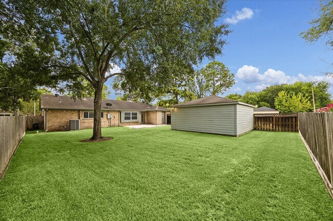 Building Photo - 12322 Nova Ct