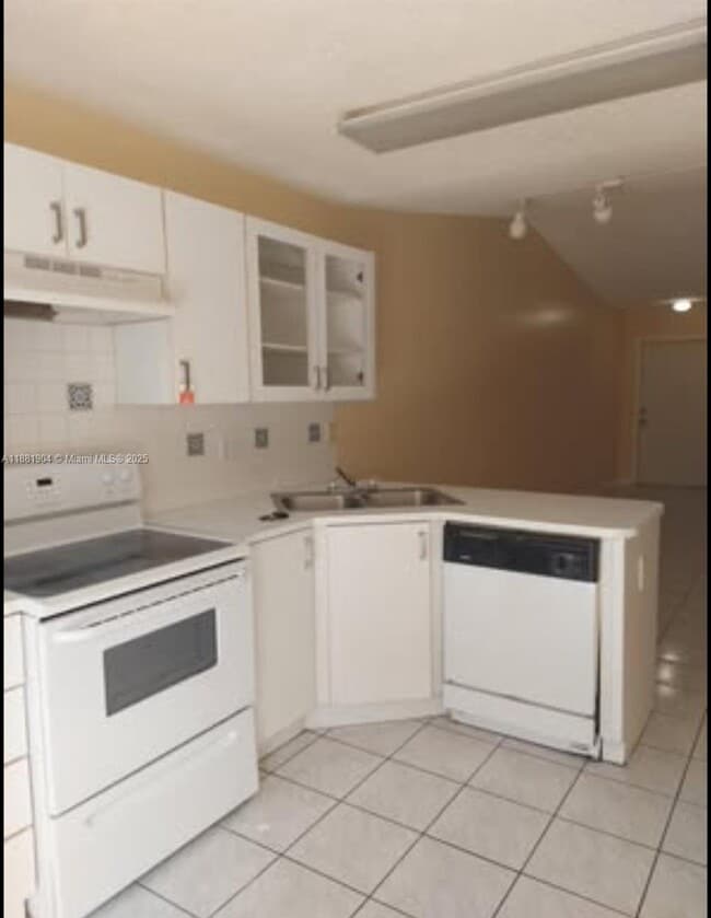 Building Photo - 1146 NW 126th Ct