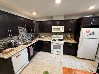 Building Photo - 15 Sewall St