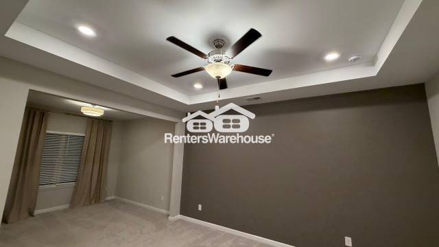 Building Photo - 328 Commons Ave