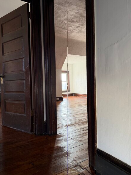 Building Photo - 43 Stewart Ave