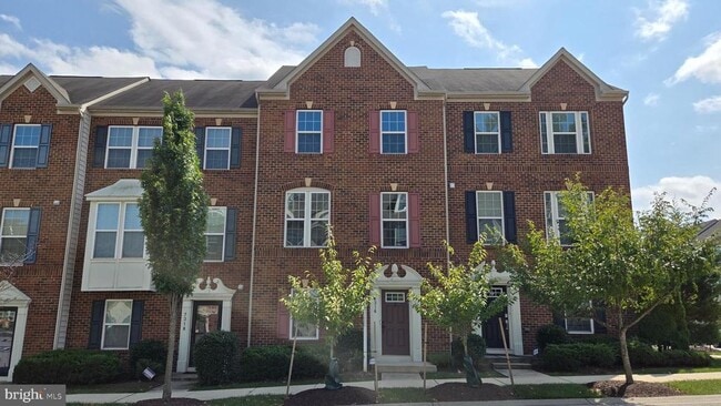 Building Photo - 7316 Summit Rock Rd