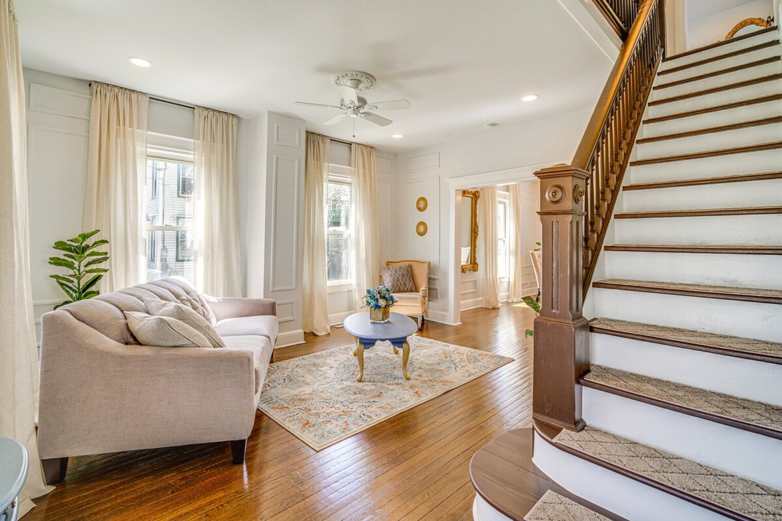 Building Photo - 6127 Longwood Ave