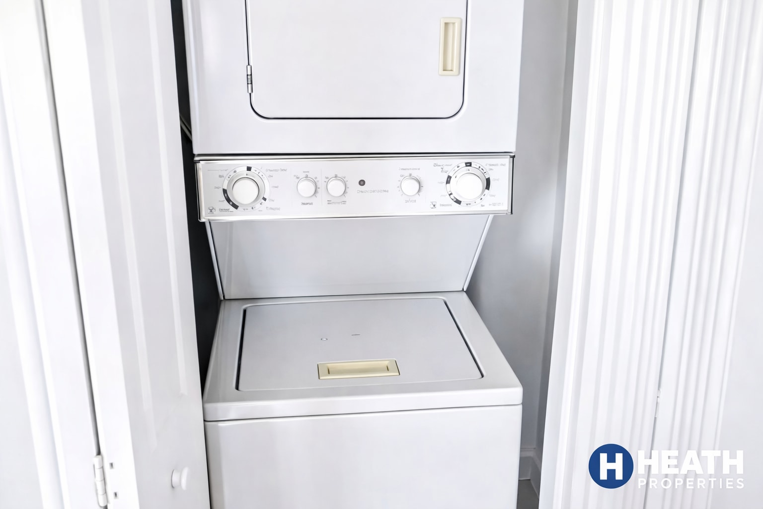 Building Photo - 6 Bowdoin Park