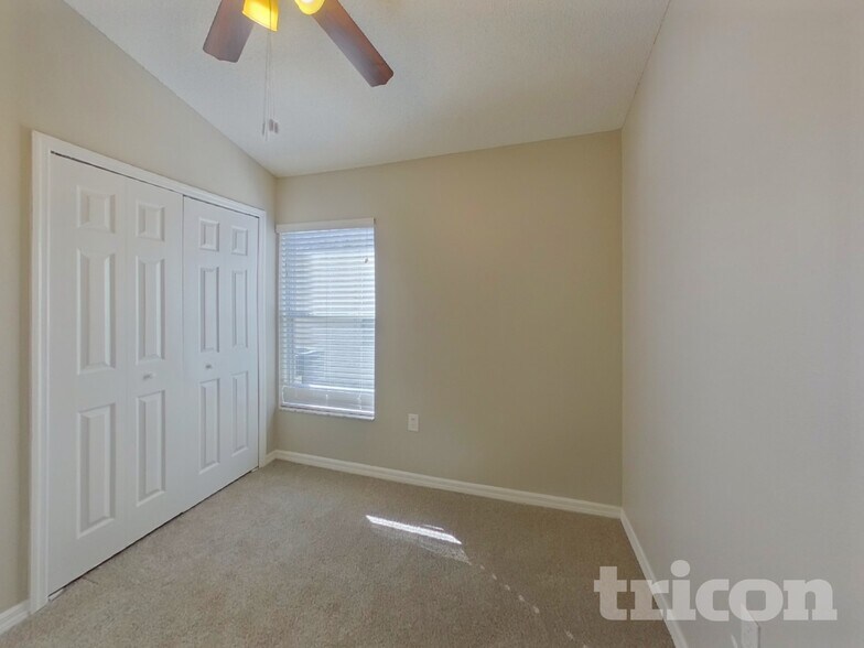 Building Photo - 2412 Cedarfield Ln