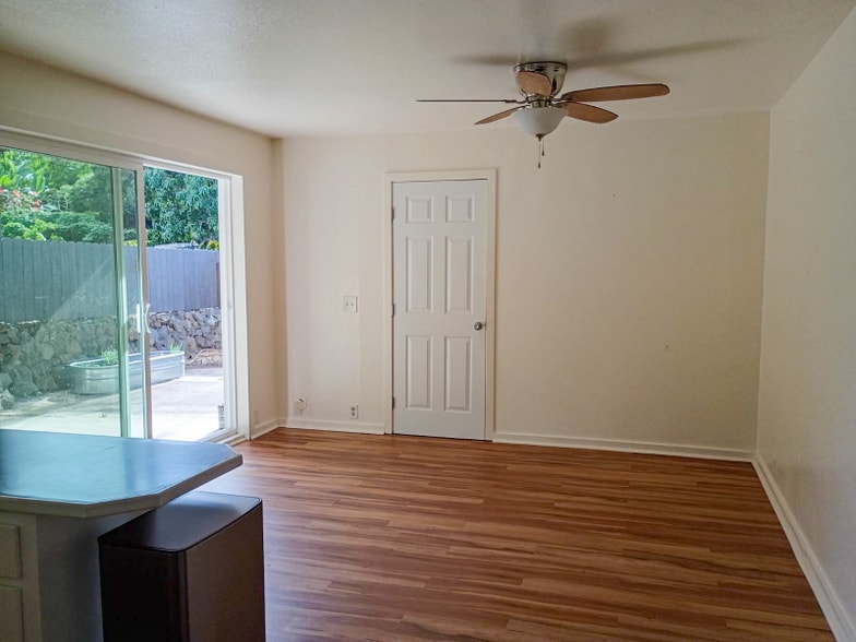 Building Photo - 76-6173-6173 Lehua Rd