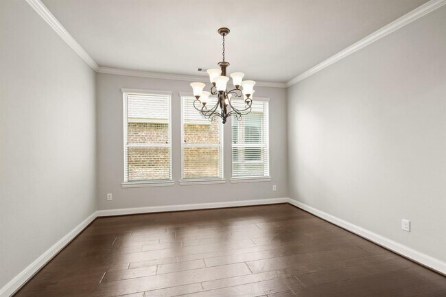 Building Photo - 13415 Lake Arlington Rd