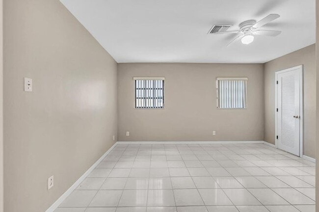 Building Photo - 6144 Royal Lytham Dr