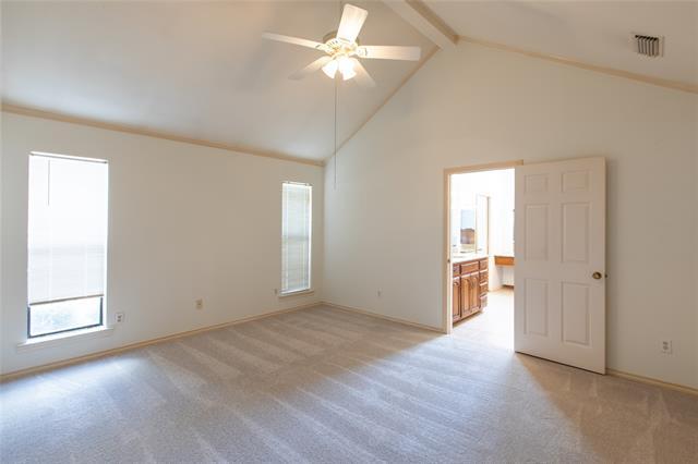 Building Photo - 1400 Sacramento Terrace