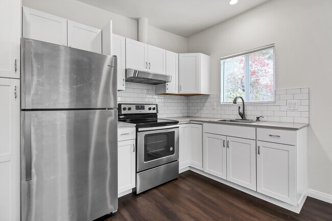 Building Photo - 123 N La Jolla Ave