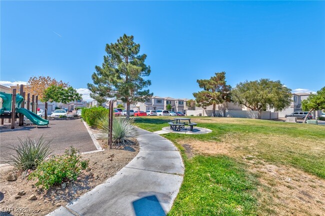 Building Photo - 9979 Keephills St