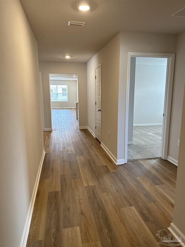 Building Photo - 5948 Laurel Oak Dr