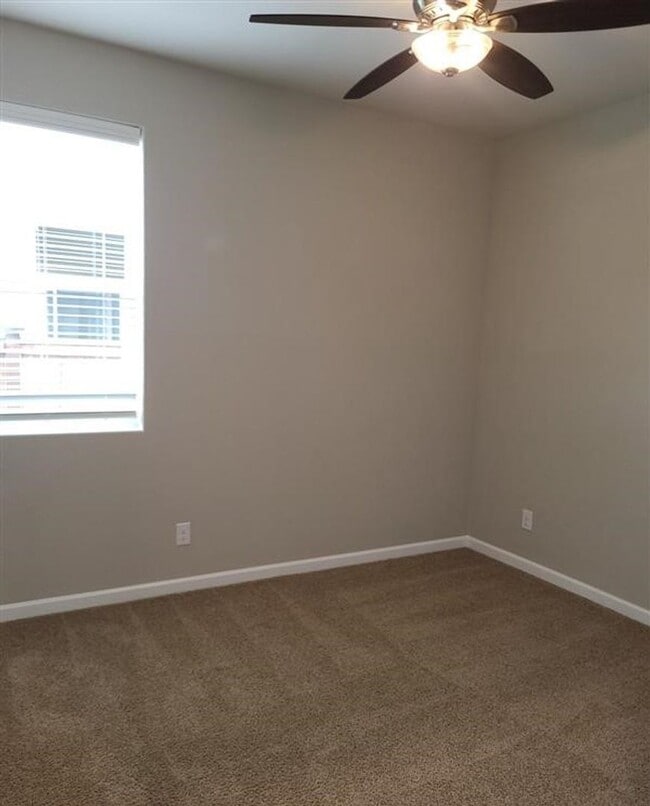 Building Photo - Beautiful 3 Bed 2 Bath Home in Enumclaw