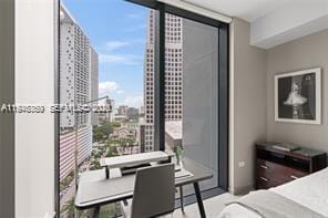 Building Photo - 68 SE 6th St