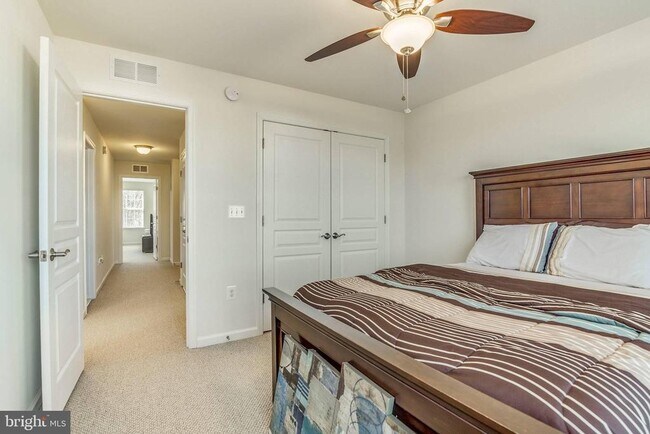 Building Photo - 14755 Malloy Ct