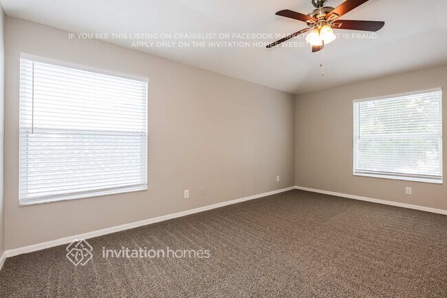 Building Photo - 9820 White Barn Way