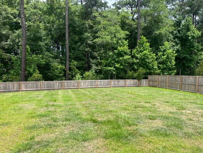 Building Photo - Available July 10th. Beautiful New Construction Home in the Desirable Community of French Quarter...