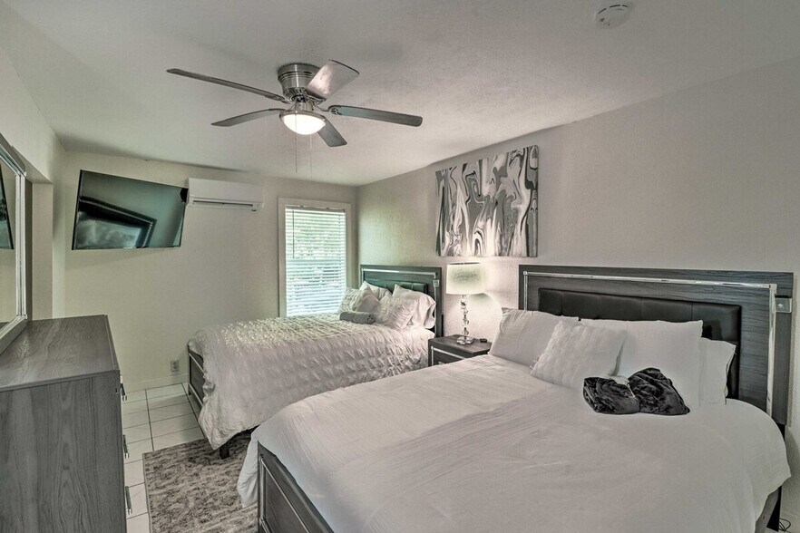 Building Photo - 2623 Flagler Ave