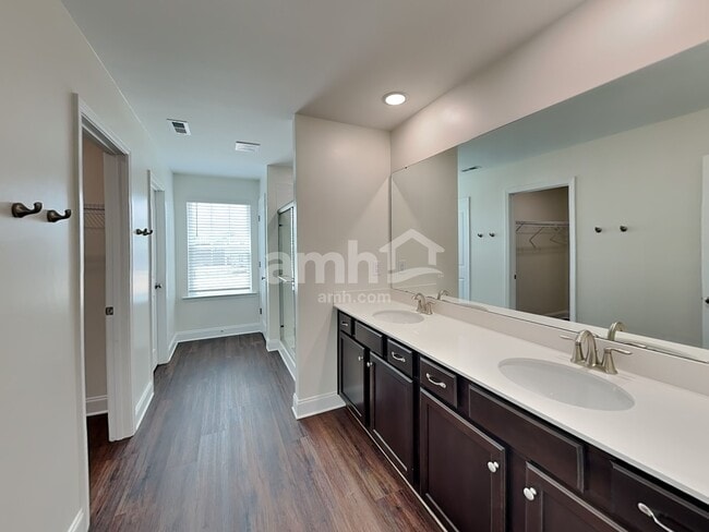 Building Photo - 11213 Callahorn Dr
