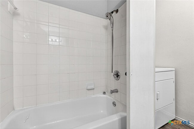Building Photo - 5701 Redstone Dr