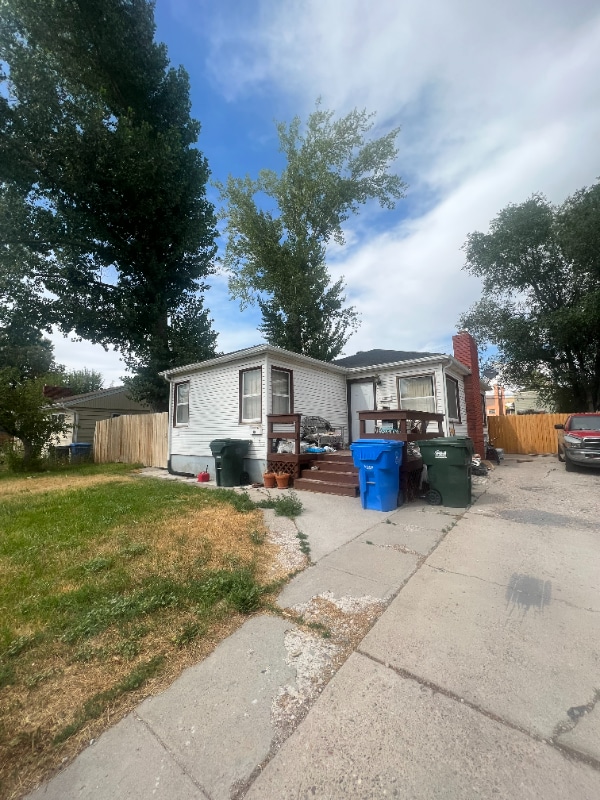 Building Photo - 232 N 14th Ave