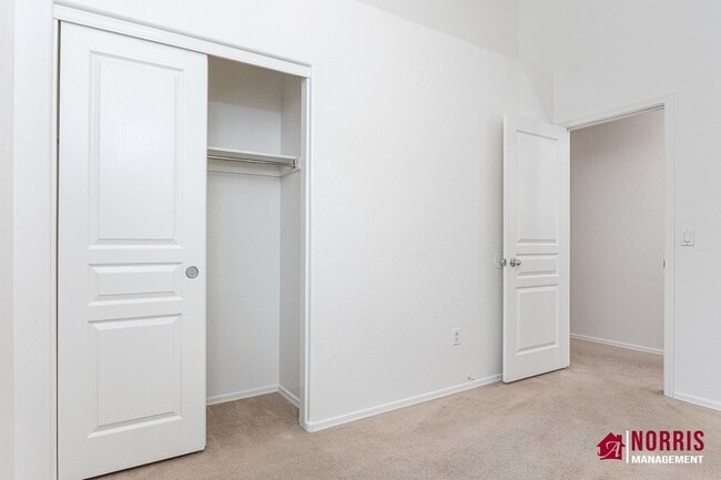 Building Photo - Perfect Home, Location and Price!