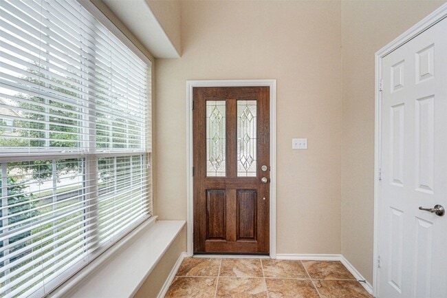 Building Photo - 23 Fairlee Ct