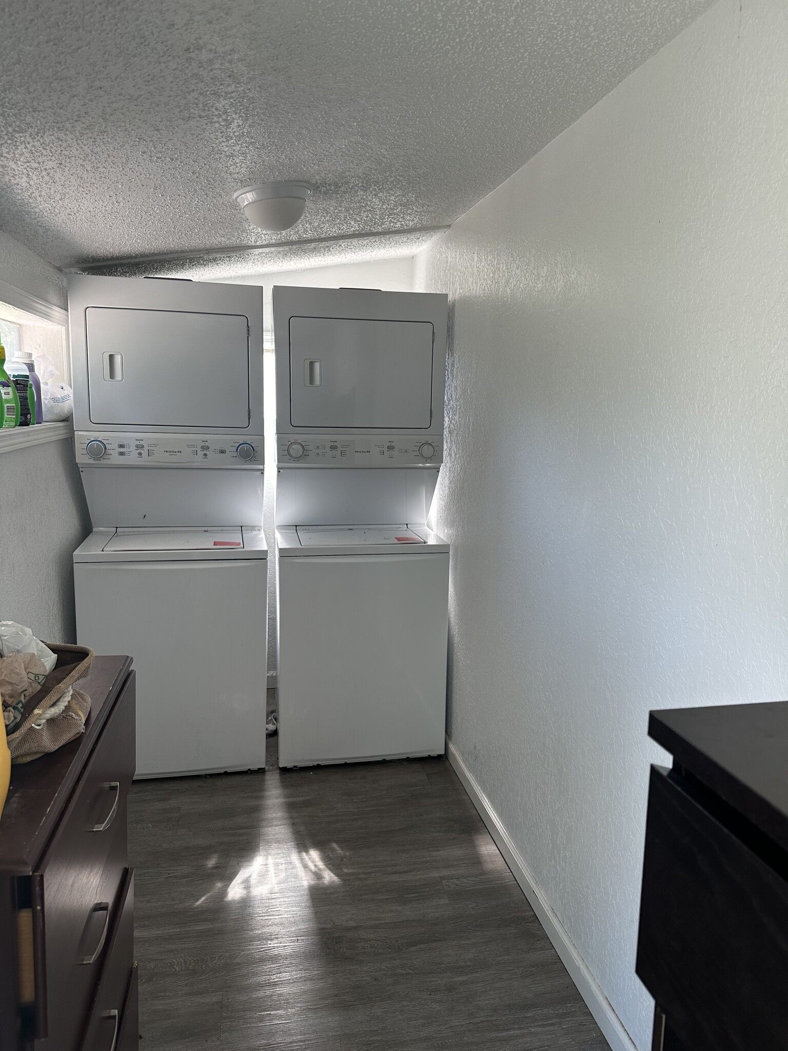 Building Photo - 5107 Cochita Dr