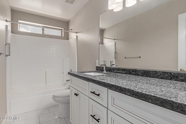 Building Photo - 16523 W Saguaro Ln