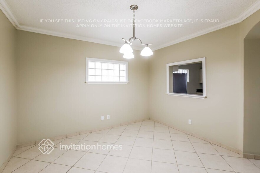 Building Photo - 3407 NW 112th Terrace