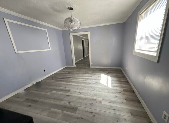 Building Photo - 6981 Cutter St