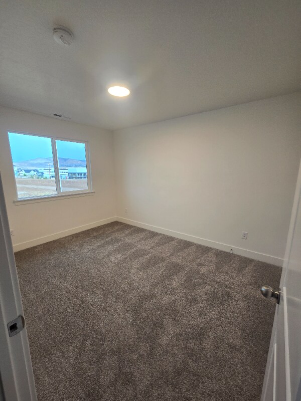 Building Photo - 1059 N 3930 W