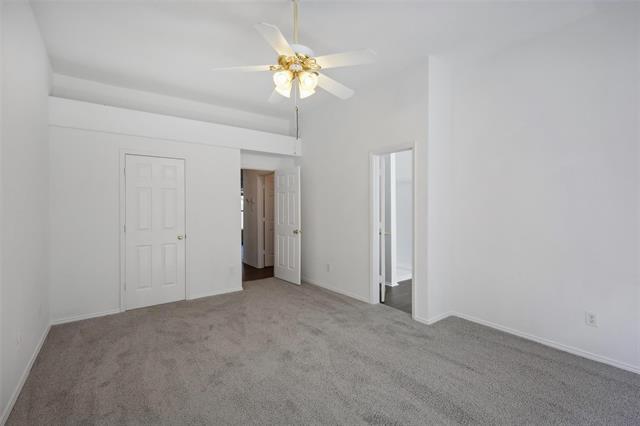 Building Photo - 728 Cardinal Dr