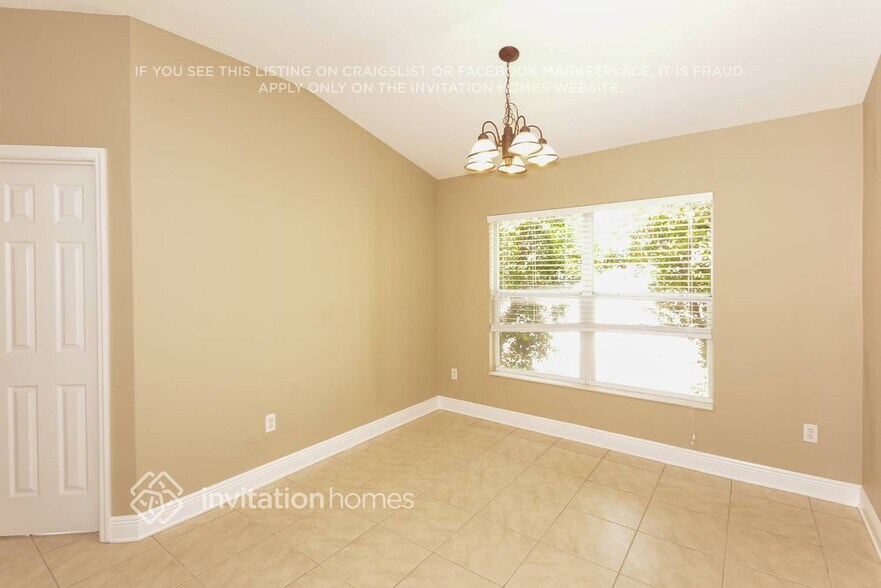 Building Photo - 5268 Layton Dr