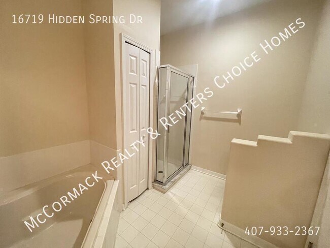 Building Photo - 16719 Hidden Spring Dr