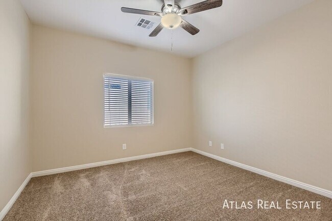 Building Photo - 9338 Forest Meadows Ave