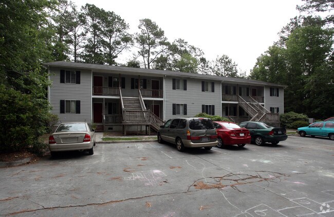 Building Photo - 107 Lullwater Dr