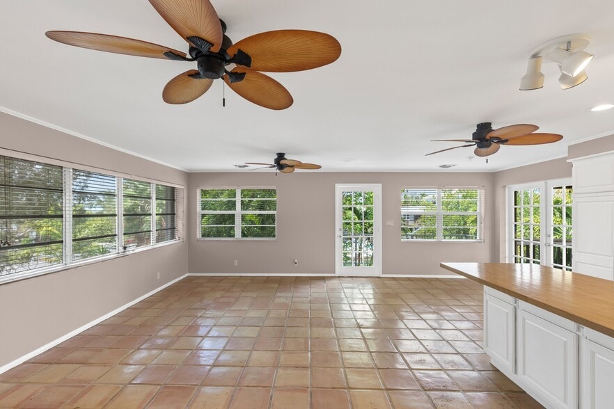 Building Photo - 22777 Jolly Roger Dr