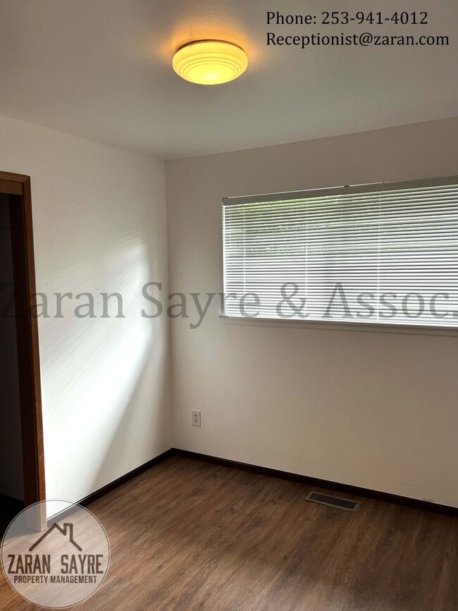 Building Photo - 186 - Steel Lake Home- Great Location!