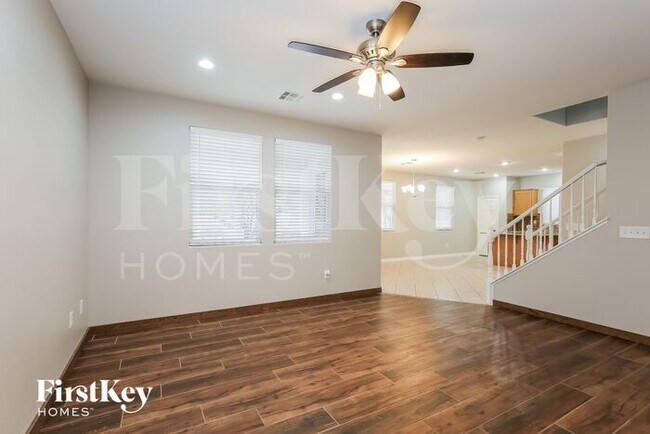 Building Photo - 6715 Sugarbird Ct
