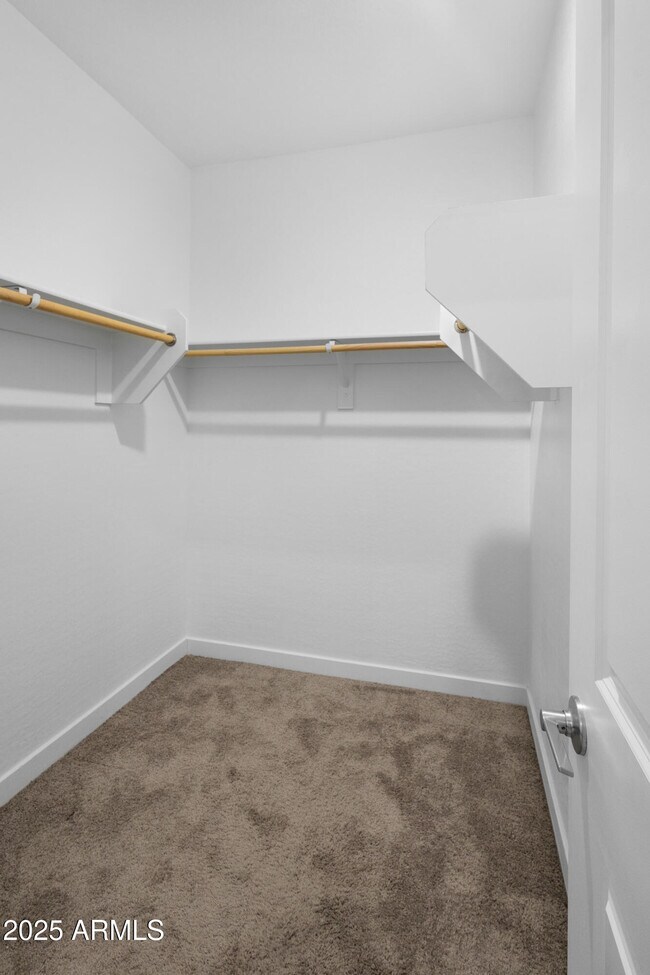 Building Photo - 155 N Lakeview Blvd