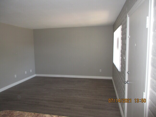 Primary Photo - 6731 N 16th St