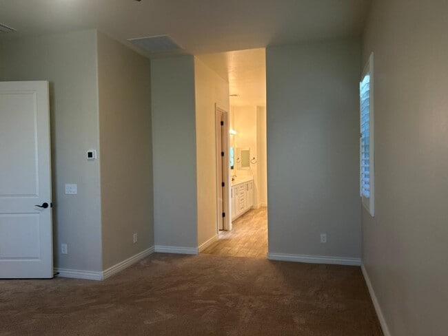 Building Photo - 10274 W Fetlock Trail