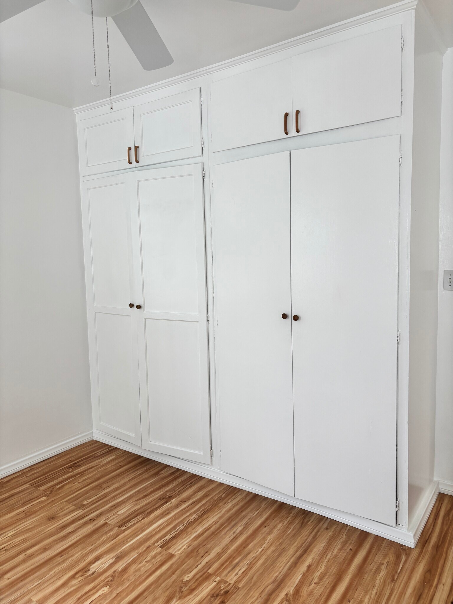 Two closets in the bedroom. - 936 Palms Blvd