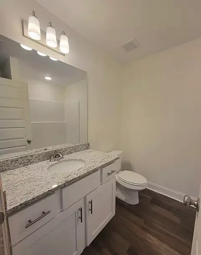 Building Photo - 109 Enclave Ct
