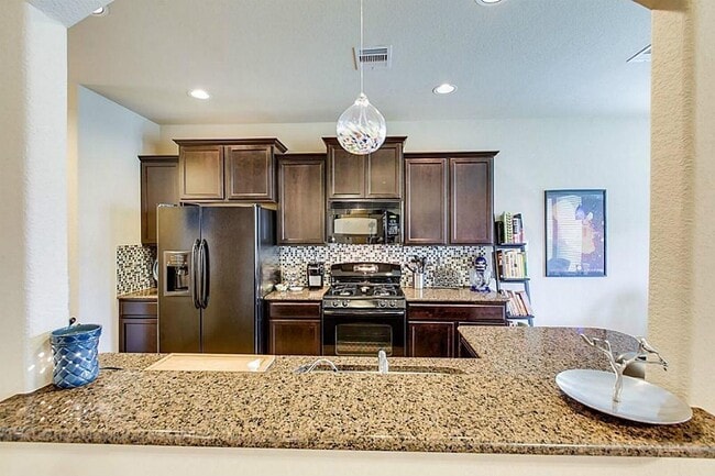 Building Photo - 2510 Shady Falls Ln