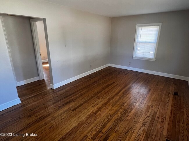 Building Photo - 1002 Meadow Hill Rd