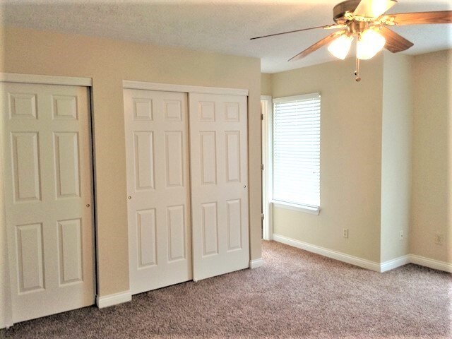 Building Photo - 1073 Ivoryhill Dr